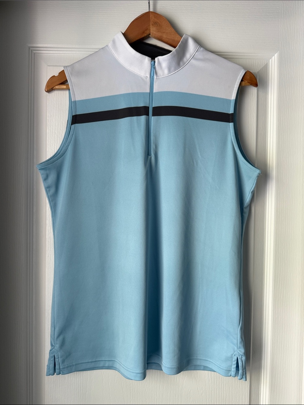 Sleeveless Light Blue FOOTJOY golf Polo with White and gray stripe